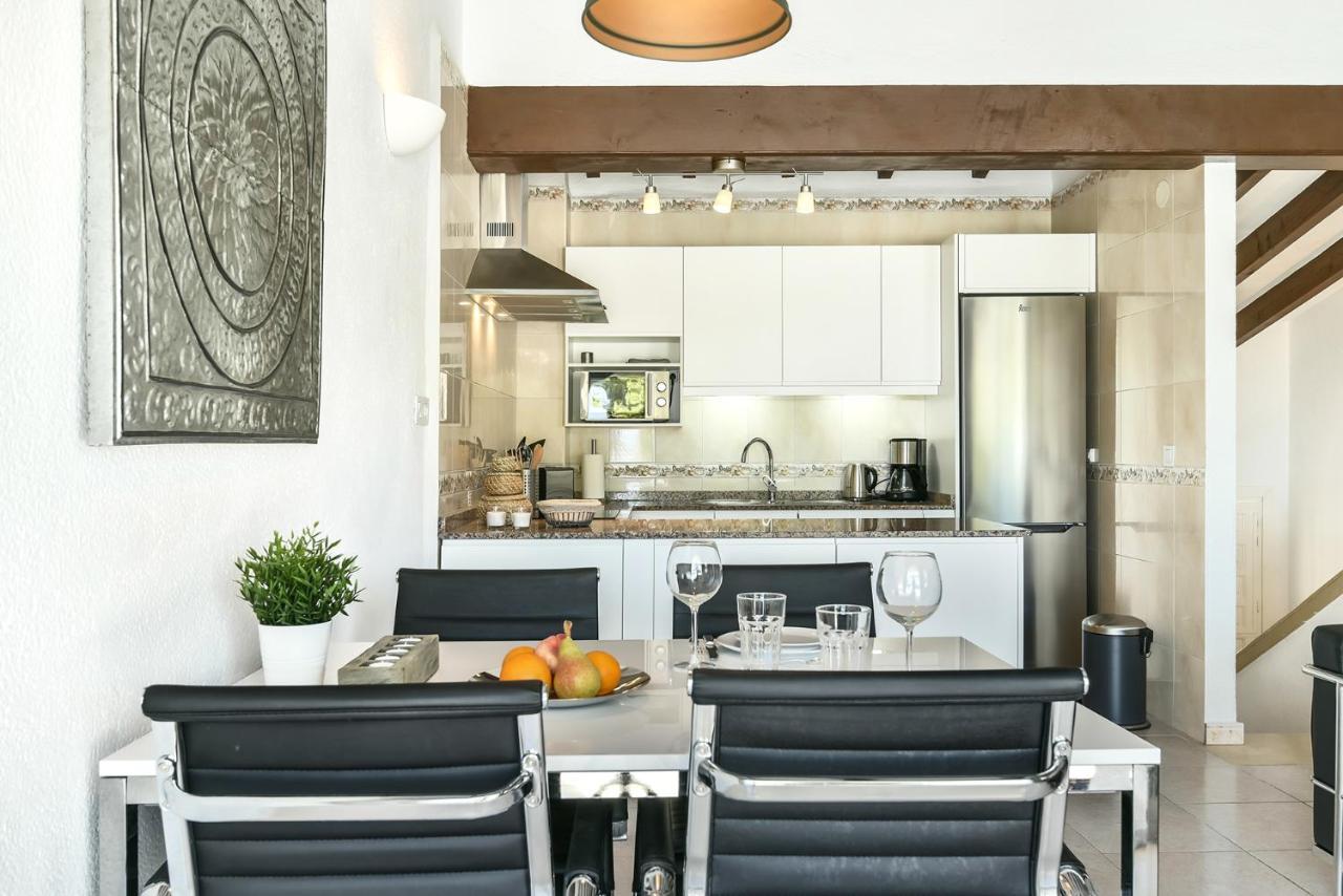 Modern Stylish Bungalow In Moraira Kültér fotó