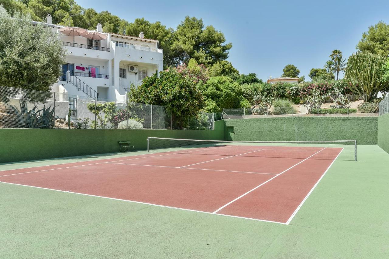 Modern Stylish Bungalow In Moraira Kültér fotó